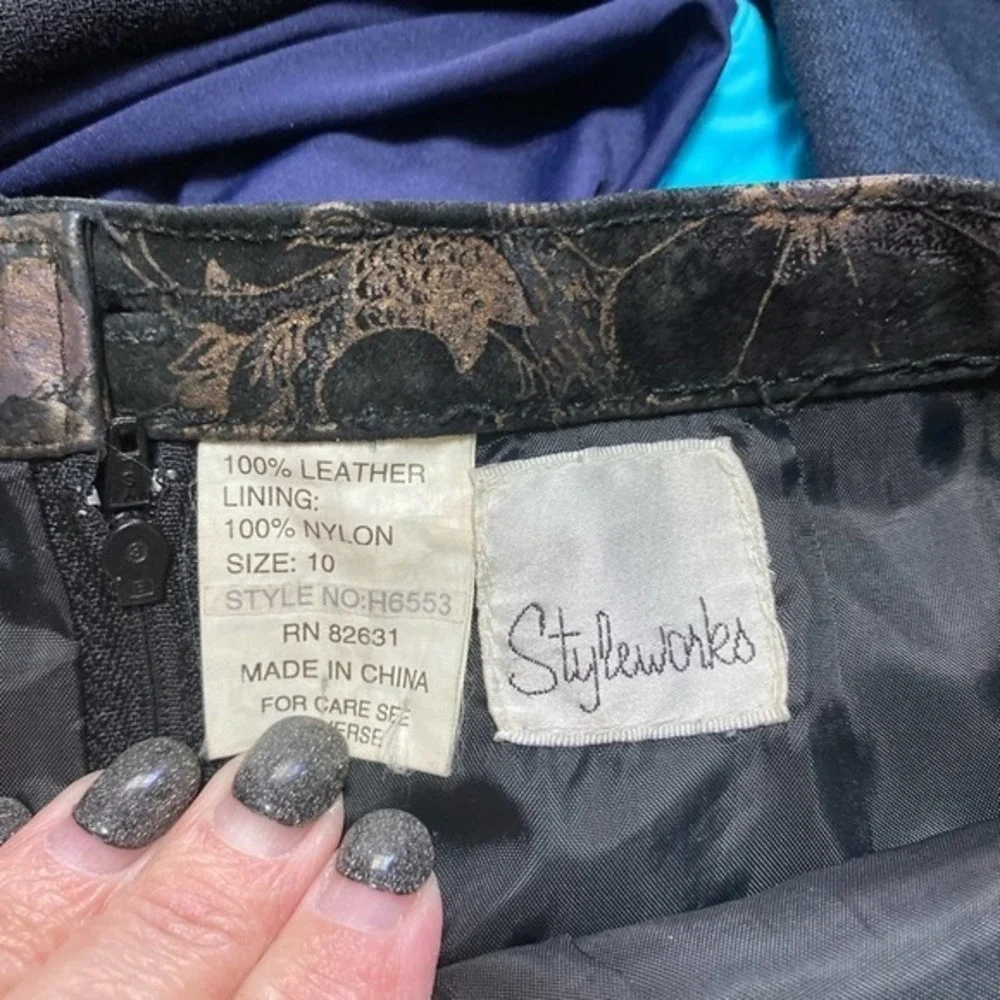 Vintage 100% Leather Styleworks‎ Skirt, Size 10